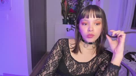 Snapshot of honey_hoe chatting on 01.31.25 Lau online show from 01.31.25