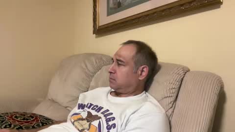 Snapshot of honey_man14 chatting on 10.21.25 honey_man14 online show from 10.21.25