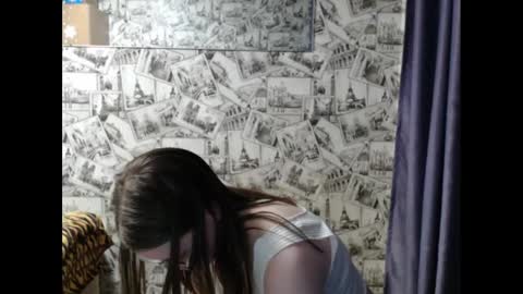 Lina online show from 02.25.25