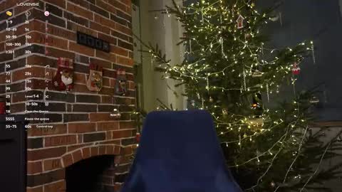 honey_pixie online show from 12.24.24