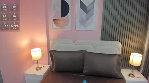 honey_sofii_ online show from 09.26.25