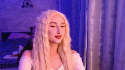 honey_sunset online show from 11.30.25