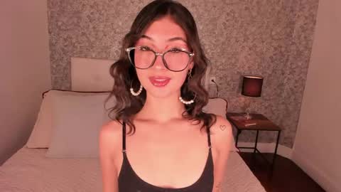 honey_sweet777 online show from 05.22.26