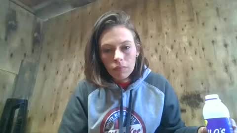 Snapshot of honey_wilde chatting on 10.31.25 honey_wilde online show from 10.31.25