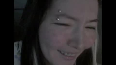 Snapshot of honey_yuzu chatting on 09.24.25 honey_yuzu online show from 09.24.25