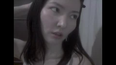 Snapshot of honey_yuzu chatting on 09.25.25 honey_yuzu online show from 09.25.25