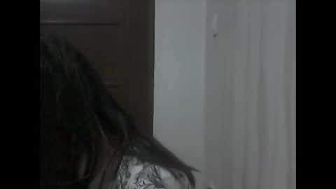 Snapshot of honey_yuzu chatting on 10.30.25 honey_yuzu online show from 10.30.25