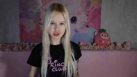 Lisa online show from 02.17.26