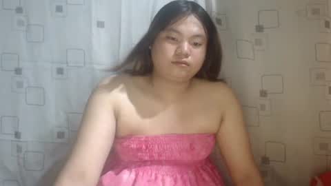 Snapshot of honeygrande chatting on 07.26.26 honeygrande online show from 07.26.26