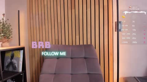 Snapshot of honeyhot69__ chatting on 12.15.24 Sofia independent model online show from 12.15.24