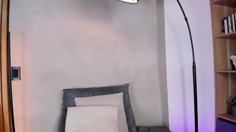 Snapshot of honeyhot69__ chatting on 01.08.25 Sofia independent model online show from 01.08.25