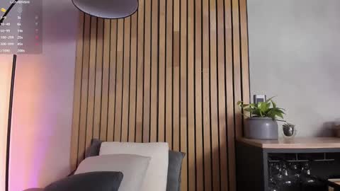 Snapshot of honeyhot69__ chatting on 03.10.25 Sofia independent model online show from 03.10.25