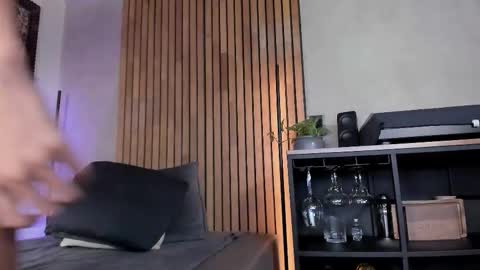 Snapshot of honeyhot69__ chatting on 09.26.25 Sofia independent model online show from 09.26.25