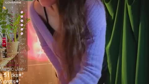 Molly  online show from 09.09.25