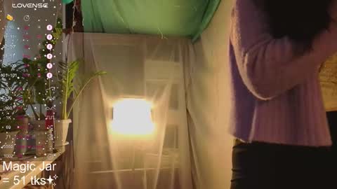 Molly  online show from 09.22.25