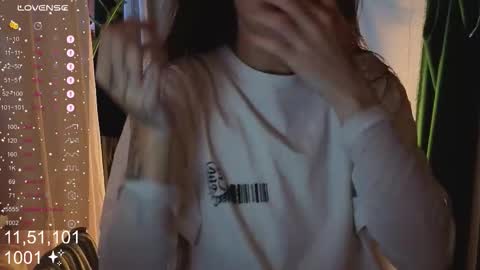 Molly  online show from 10.28.25