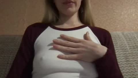 honeynymph online show from 02.23.25