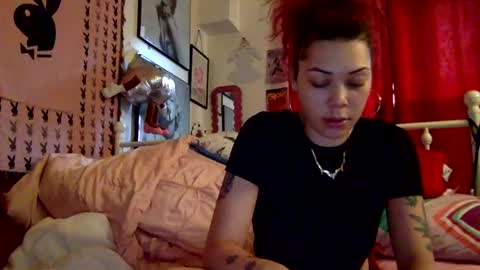 Snapshot of honeyruby chatting on 01.06.25 Ruby Sparks online show from 01.06.25