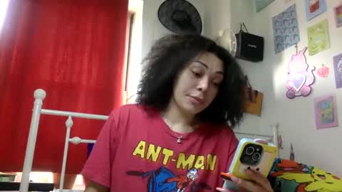 Snapshot of honeyruby chatting on 11.07.25 Ruby Sparks online show from 11.07.25