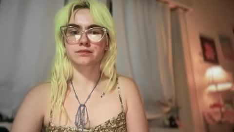 Emi Rose online show from 11.25.25