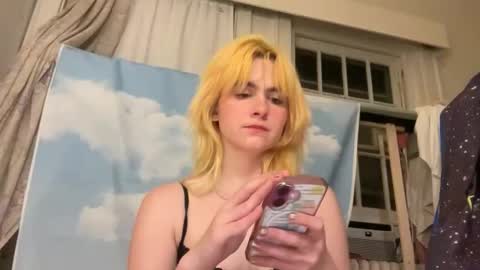 Emi Rose online show from 06.03.26