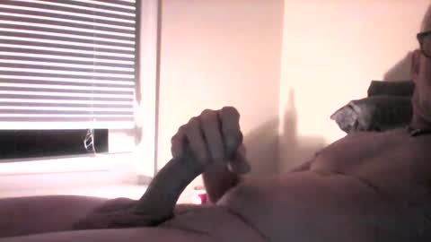 Snapshot of honj19747 chatting on 10.14.25 honj19747 online show from 10.14.25