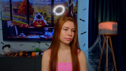 Snapshot of honneybunneey chatting on 11.09.25 honneybunneey online show from 11.09.25