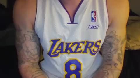 Snapshot of honorablyrespectedgent chatting on 10.23.25 Andrew online show from 10.23.25