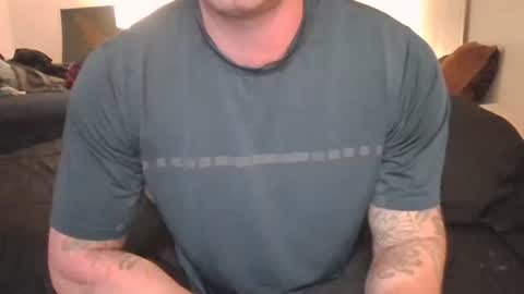 Snapshot of honorablyrespectedgent chatting on 10.26.25 Andrew online show from 10.26.25