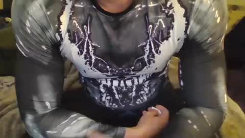 Snapshot of honorablyrespectedgent chatting on 10.30.25 Andrew online show from 10.30.25