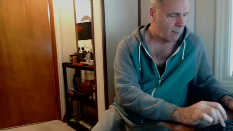 Snapshot of hoosierdadddy4u chatting on 01.08.25 Jayson online show from 01.08.25