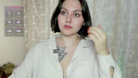 Snapshot of hoot_owl_cb chatting on 01.30.25 Karina online show from 01.30.25