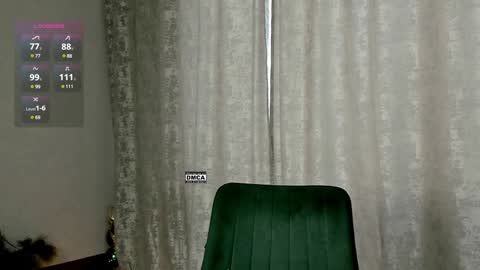 Snapshot of hoot_owl_cb chatting on 02.04.25 Karina online show from 02.04.25