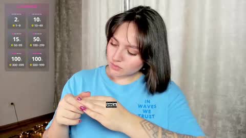 Snapshot of hoot_owl_cb chatting on 02.27.25 Karina online show from 02.27.25