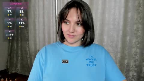 Snapshot of hoot_owl_cb chatting on 03.05.25 Karina online show from 03.05.25