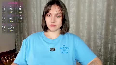 Snapshot of hoot_owl_cb chatting on 03.12.25 Karina online show from 03.12.25