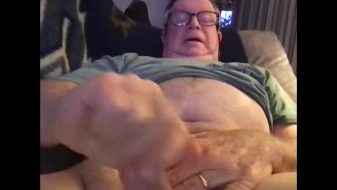 Snapshot of horndog69b chatting on 12.17.24 horndog online show from 12.17.24