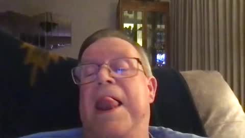 Snapshot of horndog69b chatting on 11.16.25 horndog online show from 11.16.25