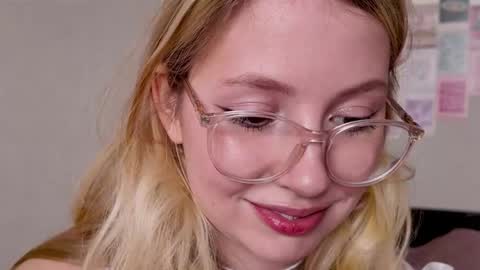 Audrey online show from 11.15.25