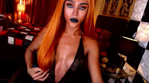 Snapshot of horny_ayahh chatting on 10.24.25 horny_ayahh online show from 10.24.25