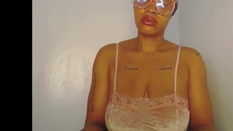 horny_ebonygirl_ online show from 02.27.26