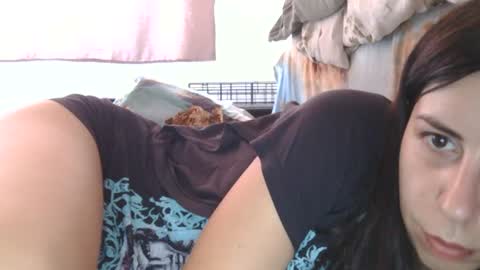 Snapshot of horny_hey chatting on 07.26.26 Serena online show from 07.26.26