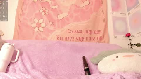 Snapshot of horny_moly chatting on 02.09.25 The girl with butterfly lips online show from 02.09.25