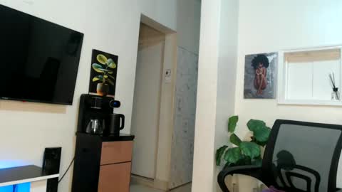 Snapshot of horny_princcess chatting on 02.01.25 horny_princcess online show from 02.01.25