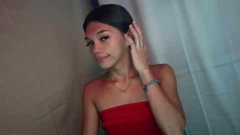 Rhiana online show from 05.12.26