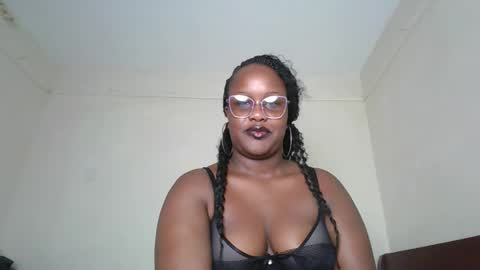 Snapshot of horny_sexxy_babe chatting on 02.27.26 Lucy online show from 02.27.26