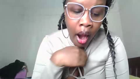 Snapshot of horny_sexxy_babe chatting on 02.28.26 Lucy online show from 02.28.26