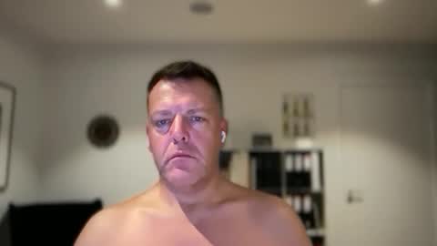 Snapshot of hornyas1975 chatting on 11.09.25 hornyas1975 online show from 11.09.25