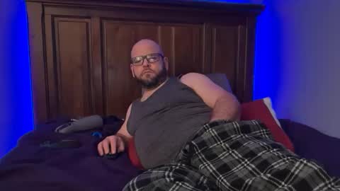 Horny Bear Daddy online show from 03.16.26