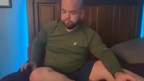 Horny Bear Daddy online show from 03.29.26